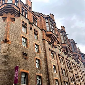 Safestay Cowgate Хостел
