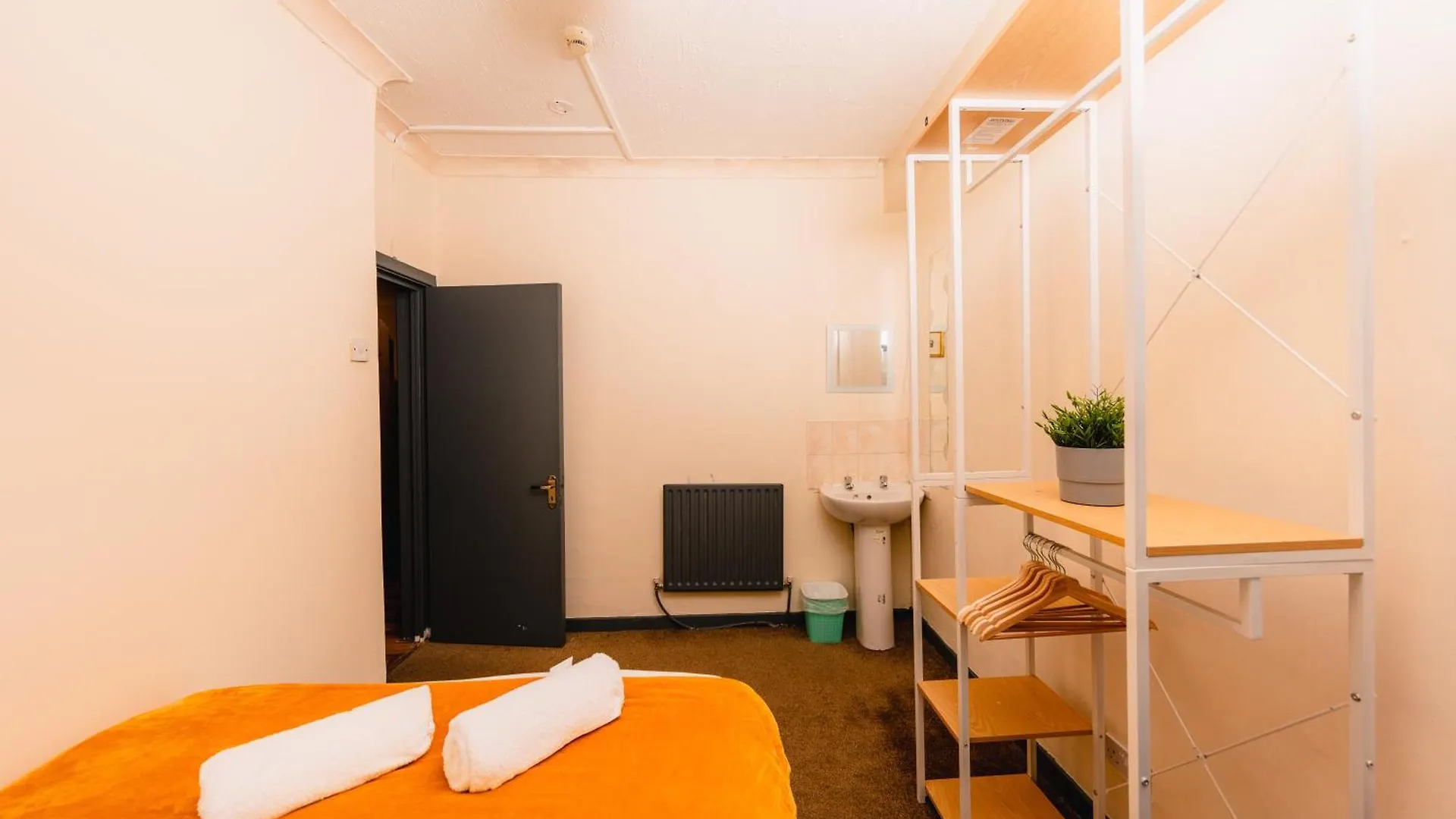 Apartamento In Old Town, Cozy 4 Bedroom Flat Edimburgo Reino Unido