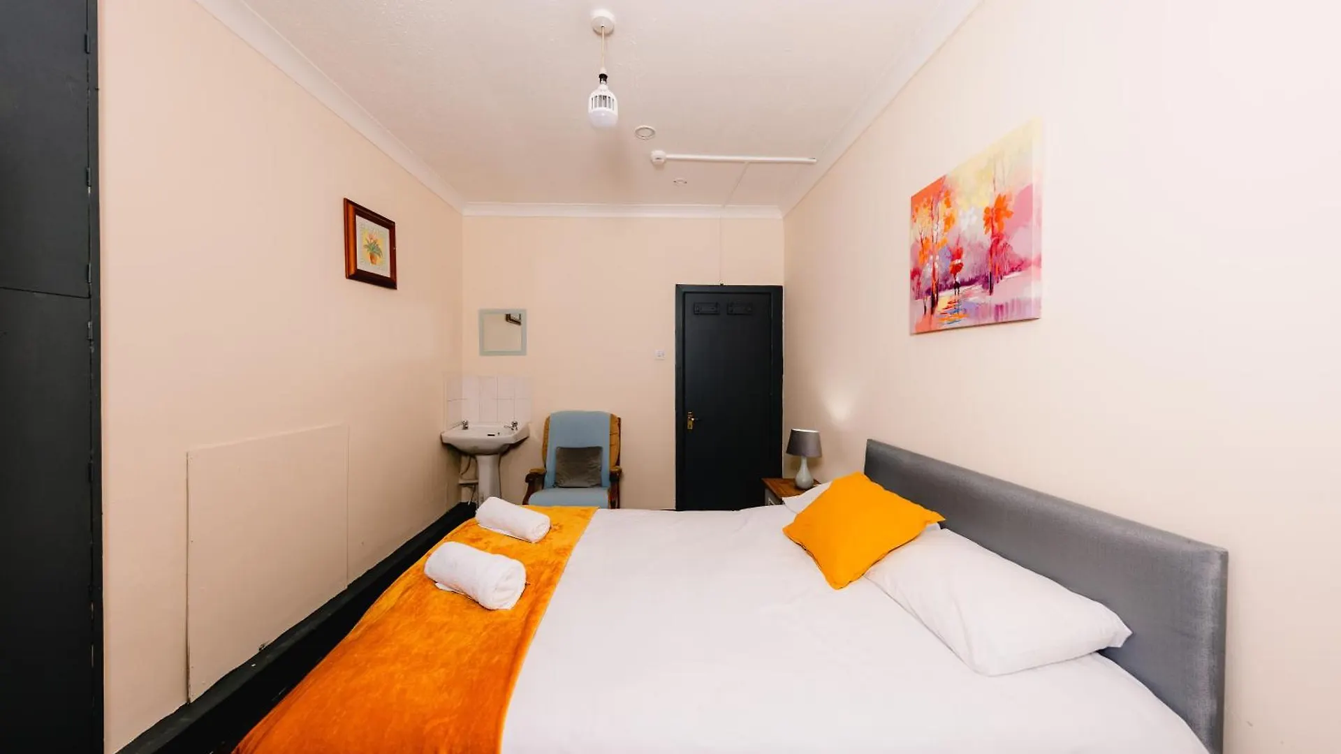 Apartamento In Old Town, Cozy 4 Bedroom Flat Edimburgo Reino Unido
